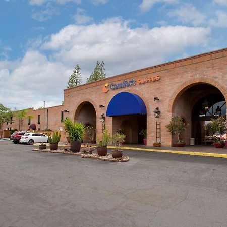 Comfort Suites At Sabino Canyon Tucson Exterior photo